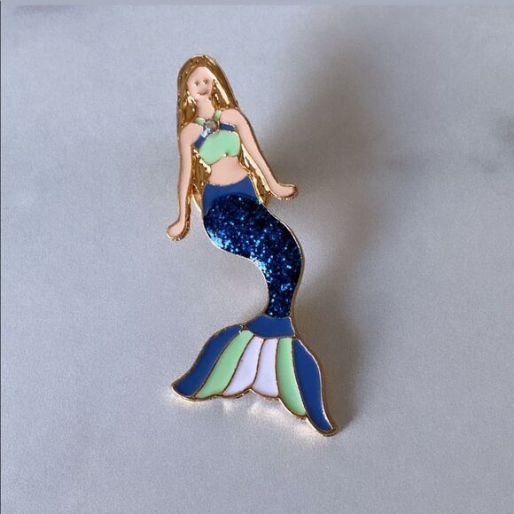 Mermaid Enamel Pin/ Brooch - Picture 1 of 3